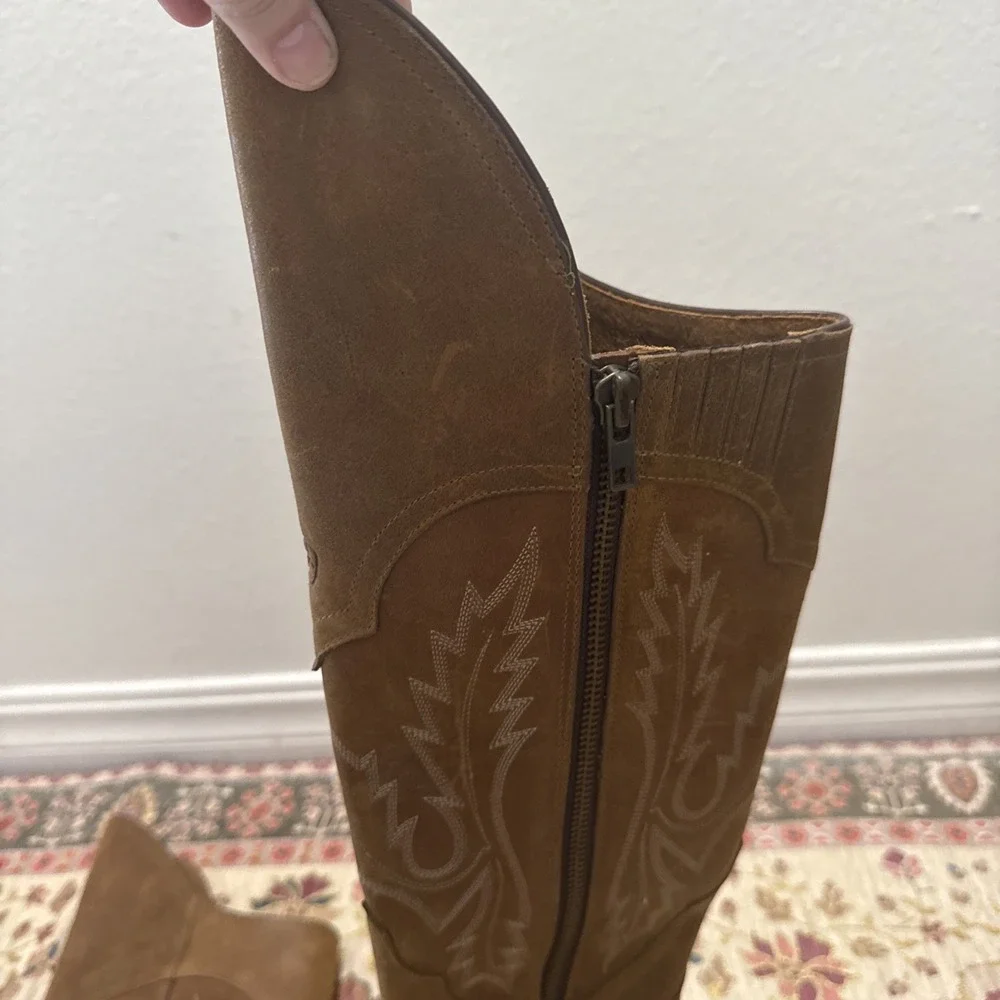 Ariat Riding Knee Boot w Western DetailMurrieta Soft Distressed‎ Brown New 6.5B